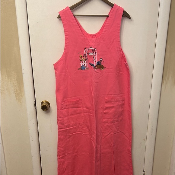 Mandal Bay Dresses & Skirts - Mandal Bay Pink Sleeveless Dress with Embroidery Large Vintage